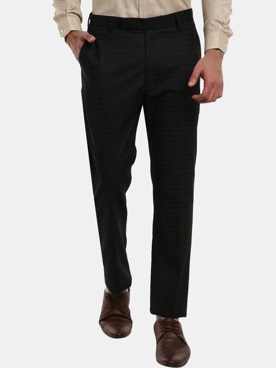 

V-Mart Men Black Classic Solid Poly Viscose Solid Trousers