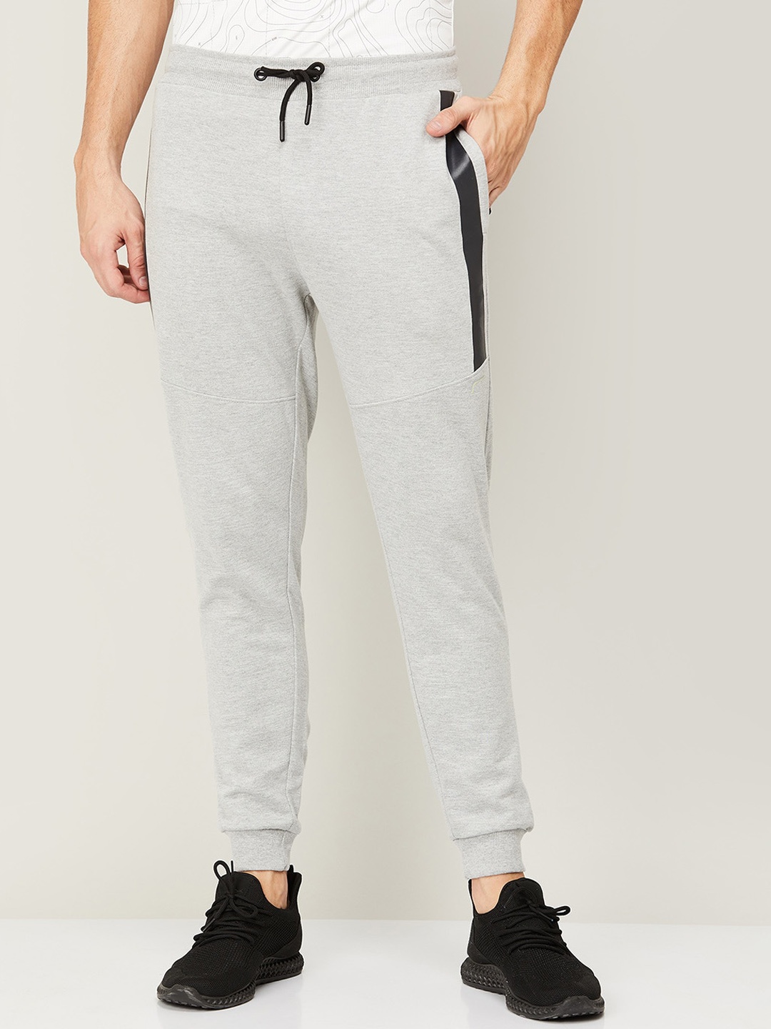 

Fame Forever by Lifestyle Men Grey Solid Slim-Fit Cotton Track Pants