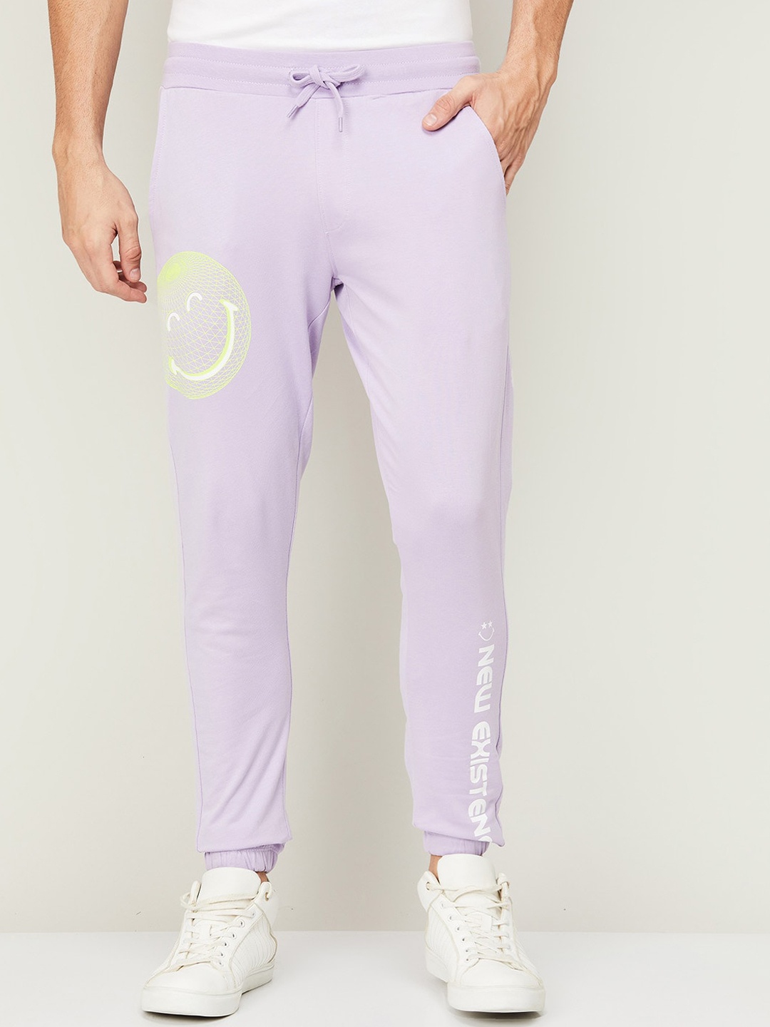 

SmileyWorld Men Purple Solid Cotton Joggers