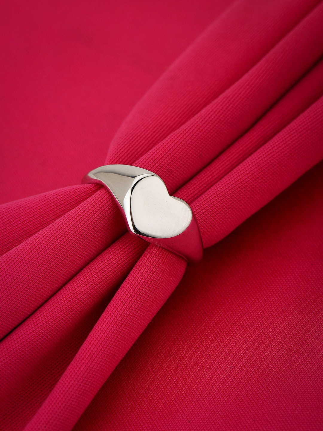 

VANBELLE Rhodium-Plated Silver-Toned Heart Shaped Ring