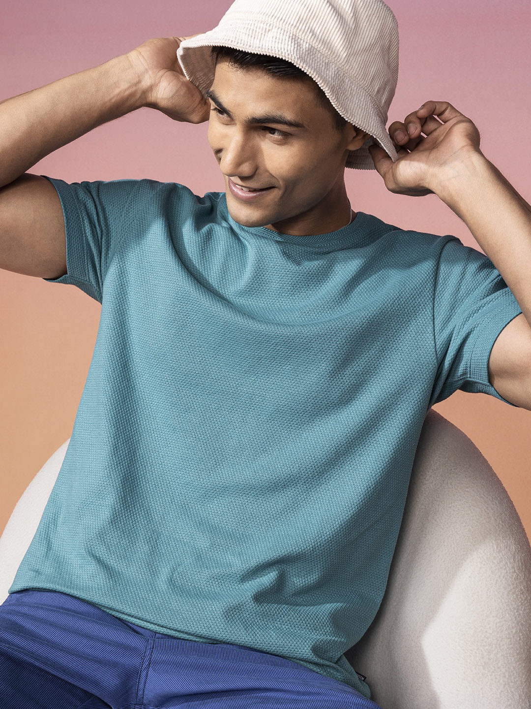 

DaMENSCH Men Popcorn Texture Premium Cotton Regular Fit T-Shirt, Teal