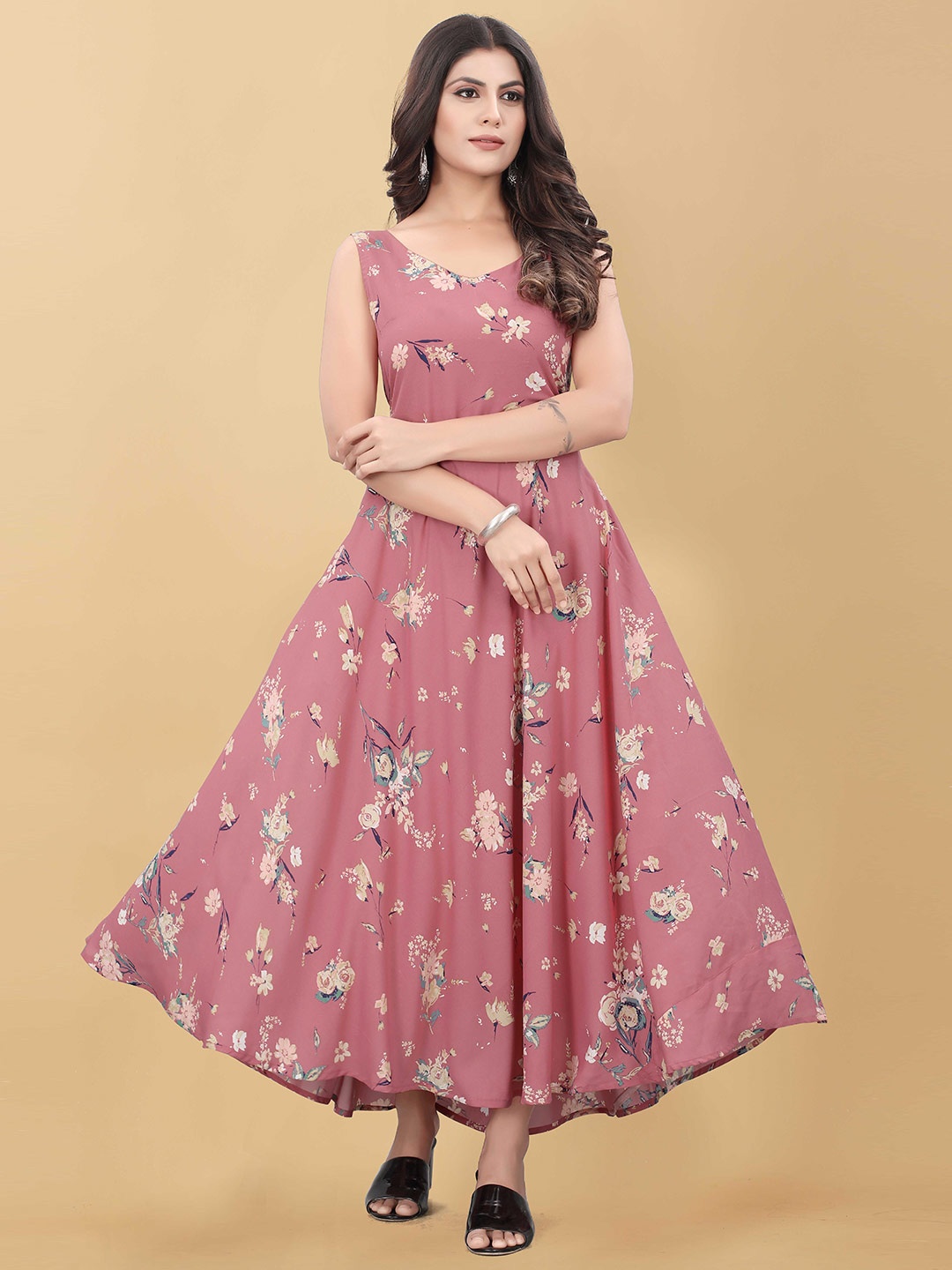 

WEAVETECH IMPEX Women Pink Floral Crepe Maxi Dress