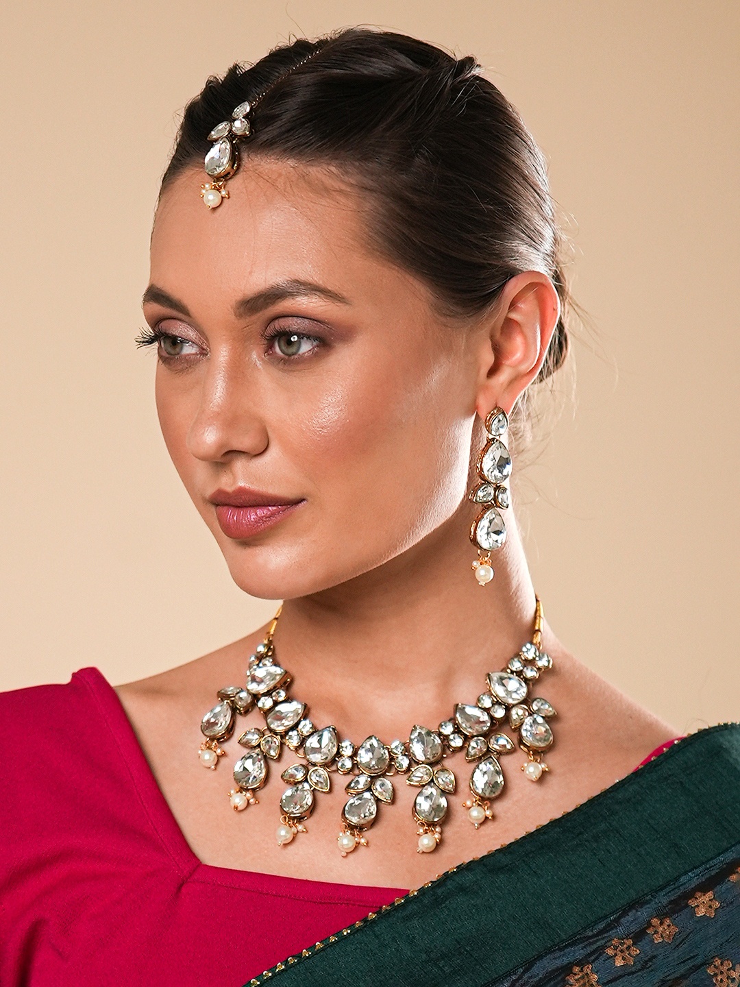 

Yellow Chimes Gold-Toned Crystal Studded Gold Plated Choker Jewellery Set