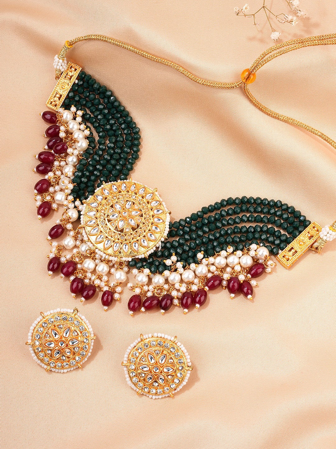 

Yellow Chimes Gold-Plated Green Kundan-Studded Jewellery Set