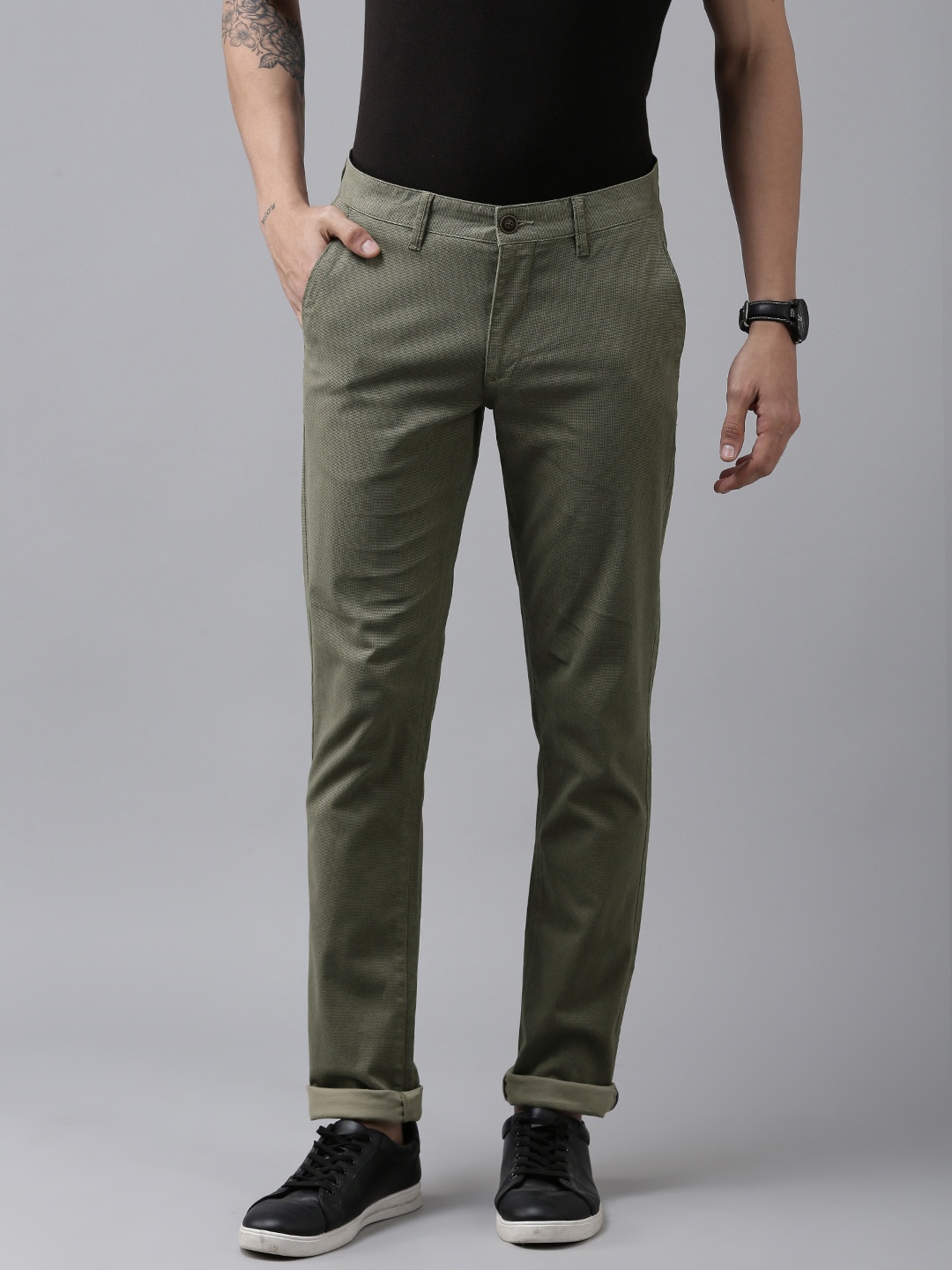 

Van Heusen Sport Men Olive Green Tapered Fit Chinos Trousers