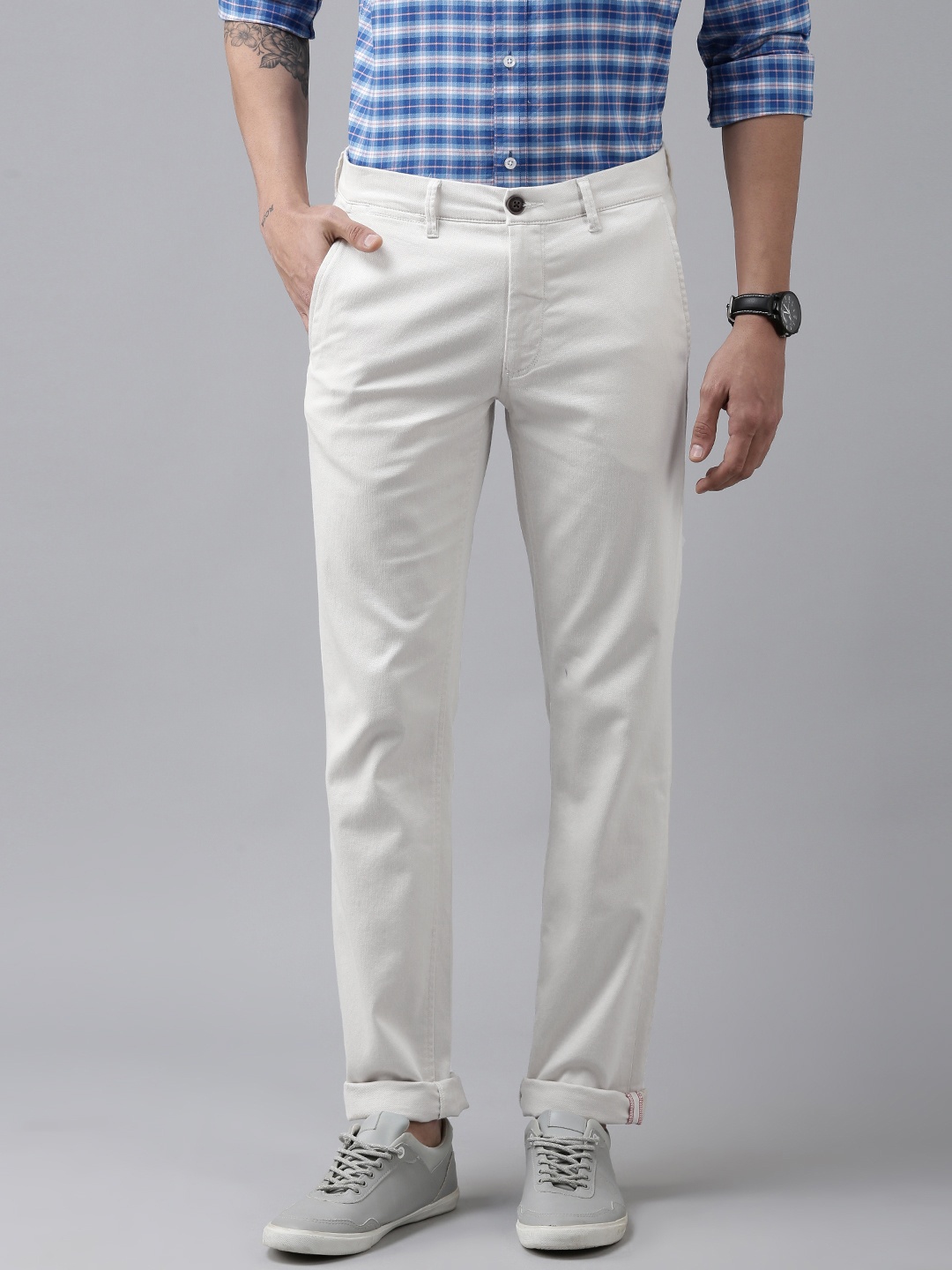 

Van Heusen Sport Men Off White Slim Fit Chinos Trousers