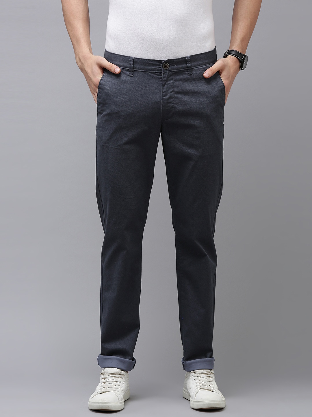 

Van Heusen Sport Men Navy Blue Tapered Fit Chinos Trousers
