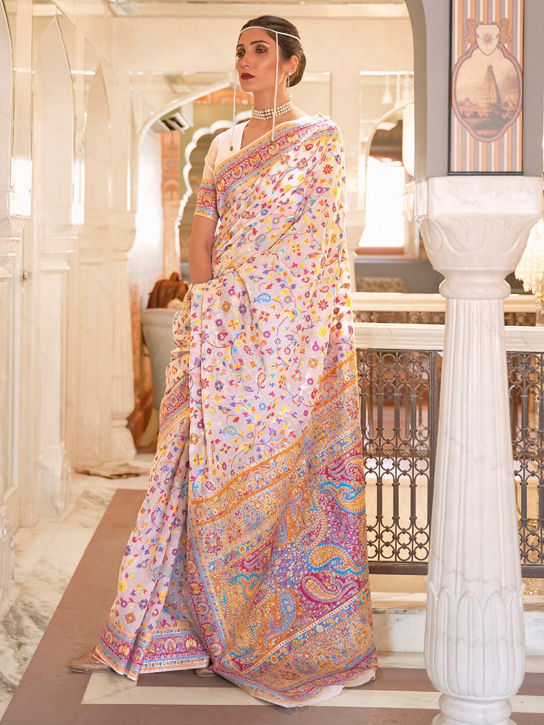 

Mitera Cream-Coloured & Pink Woven Design Zari Silk Blend Banarasi Saree