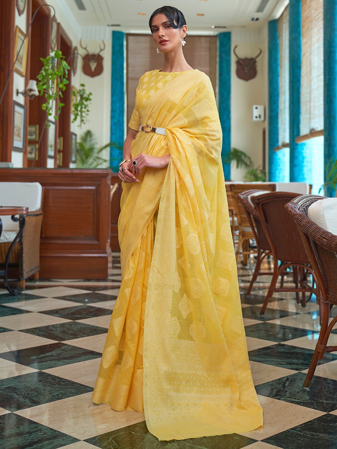 

Mitera Yellow & Gold-Toned Woven Design Zari Linen Blend Muga Saree