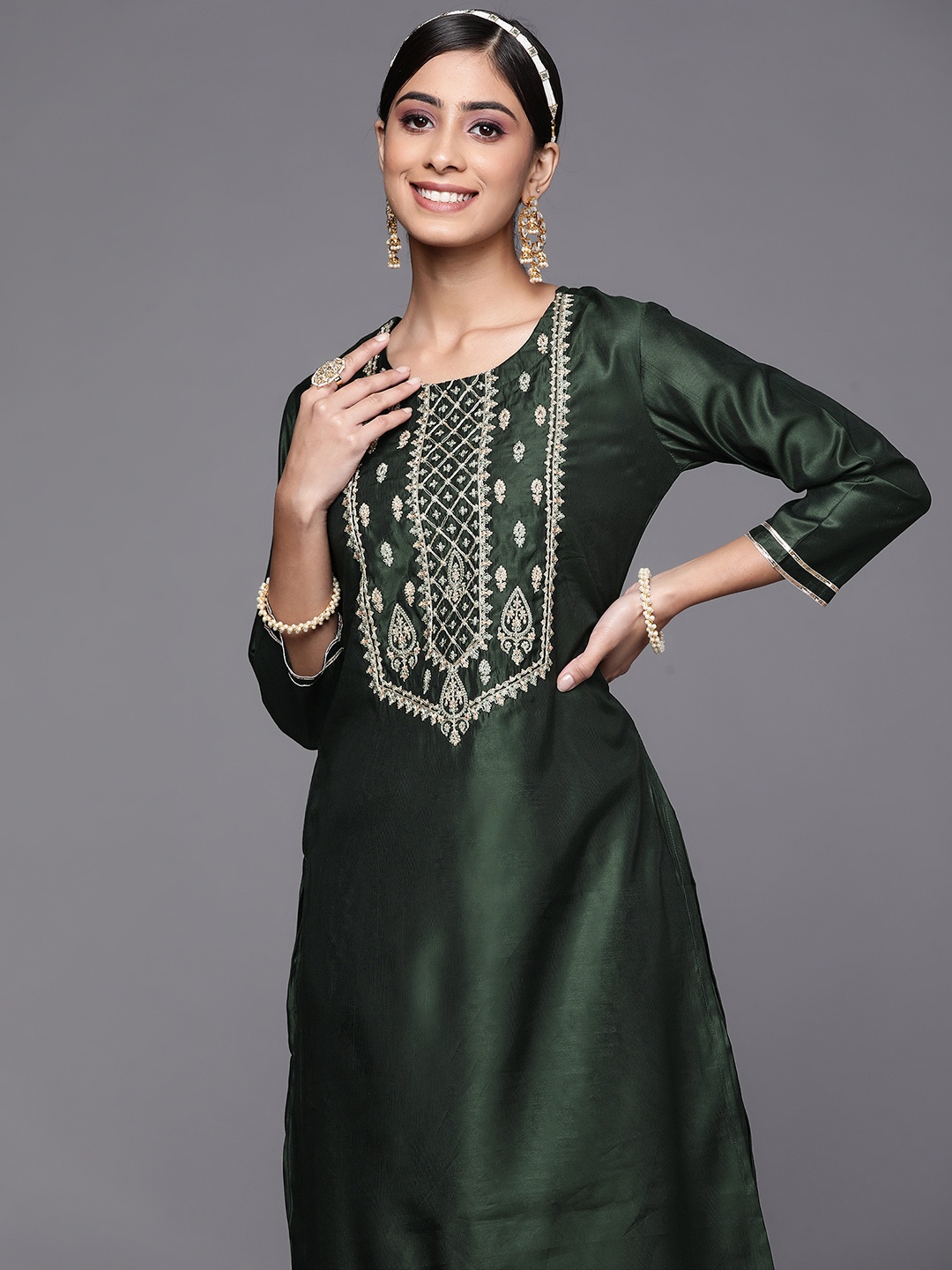 

Indo Era Women Green Ethnic Motifs Yoke Design Kurta with Trousers