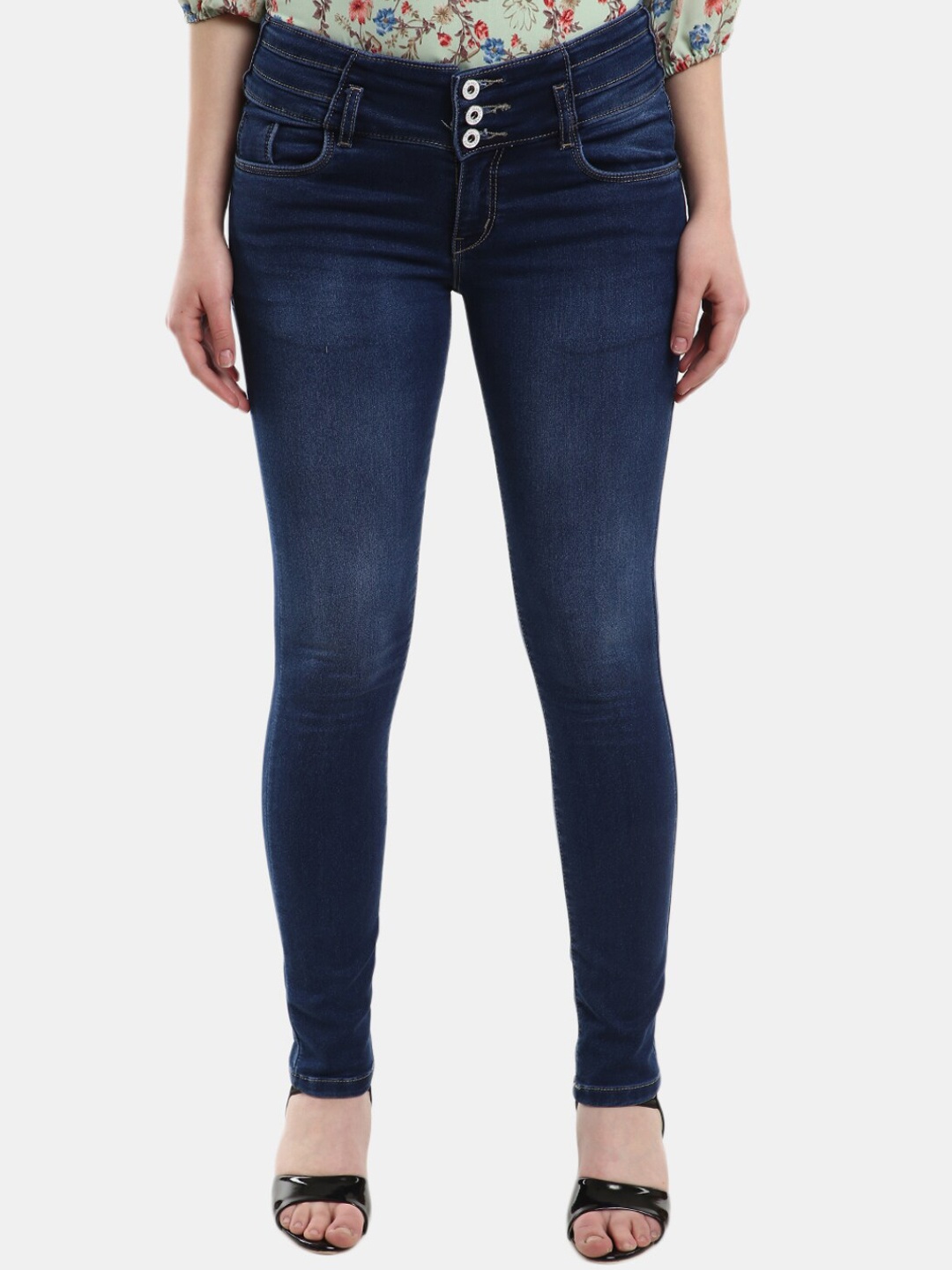 

V-Mart Women Blue Classic Light Fade Jeans