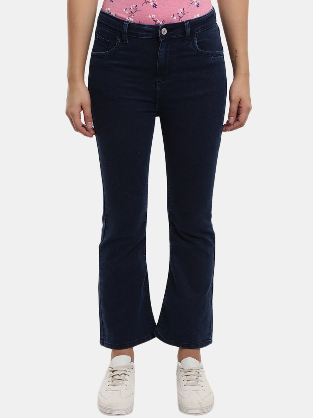 

V-Mart Women Blue Classic Jeans