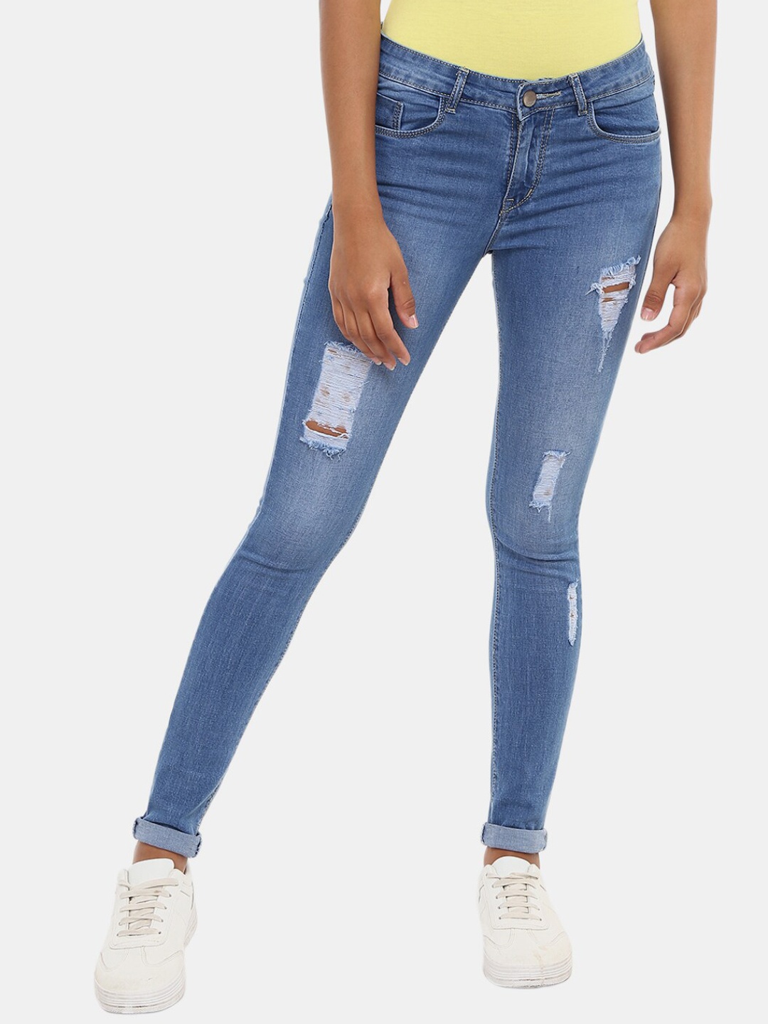 

V-Mart Women Blue Classic Mildly Distressed Light Fade Jeans