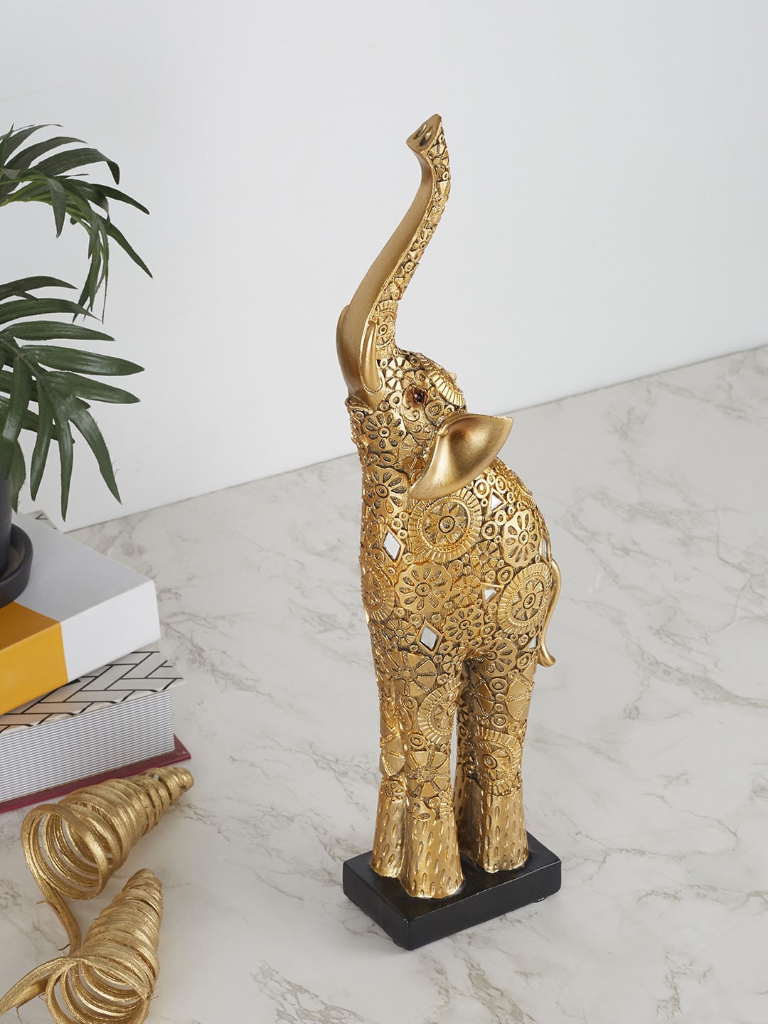 

HomeTown Gold-Toned Elephant Figures Showpieces