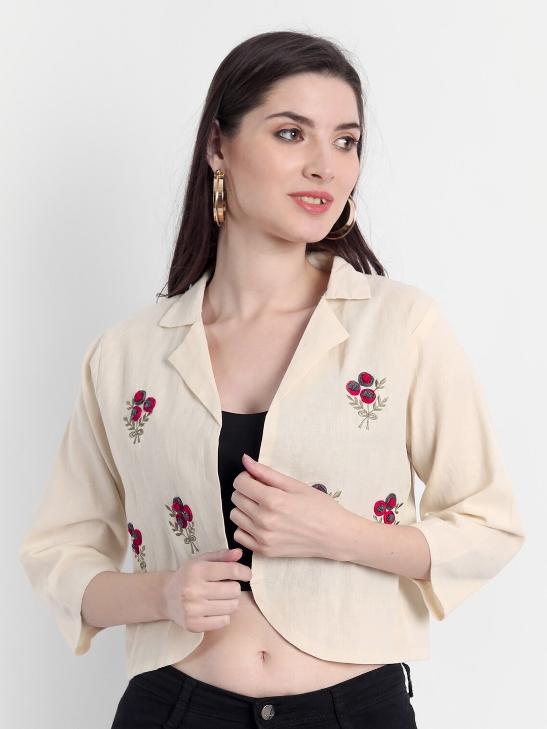 

DEALSEVEN FASHION Women Beige & Red Crop Shrug