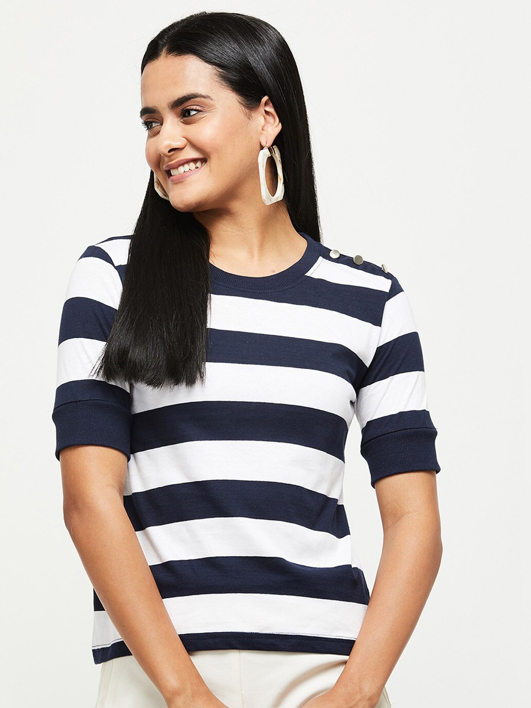 

max Women Blue Striped T-shirt