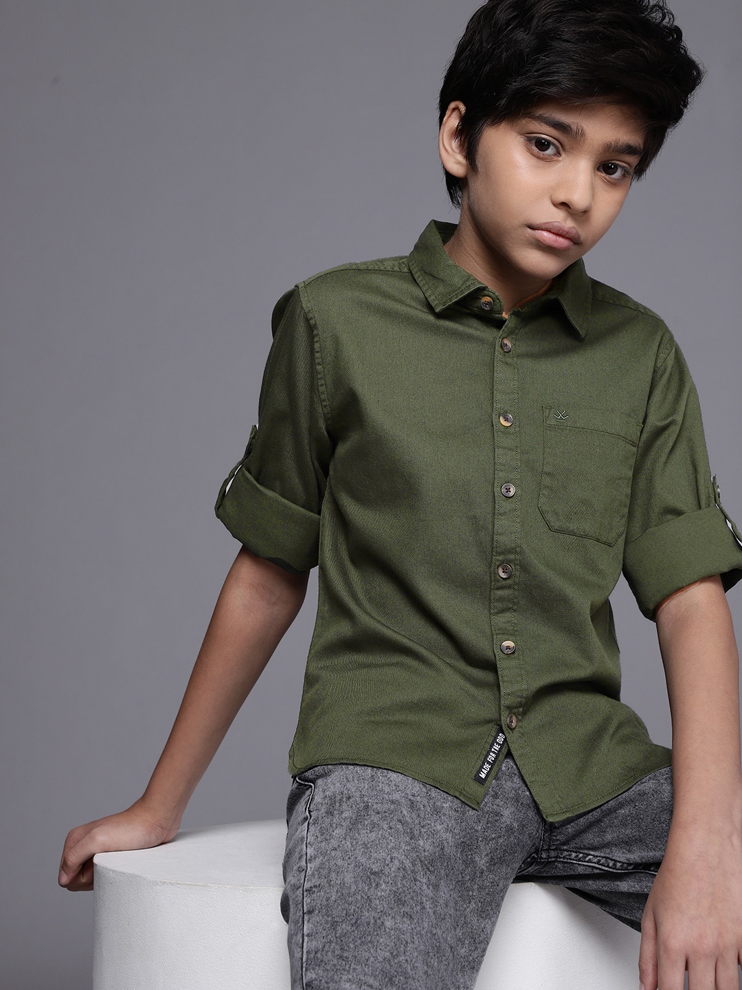 

WROGN YOUTH Boys Olive Green Slim Fit Pure Cotton Casual Shirt