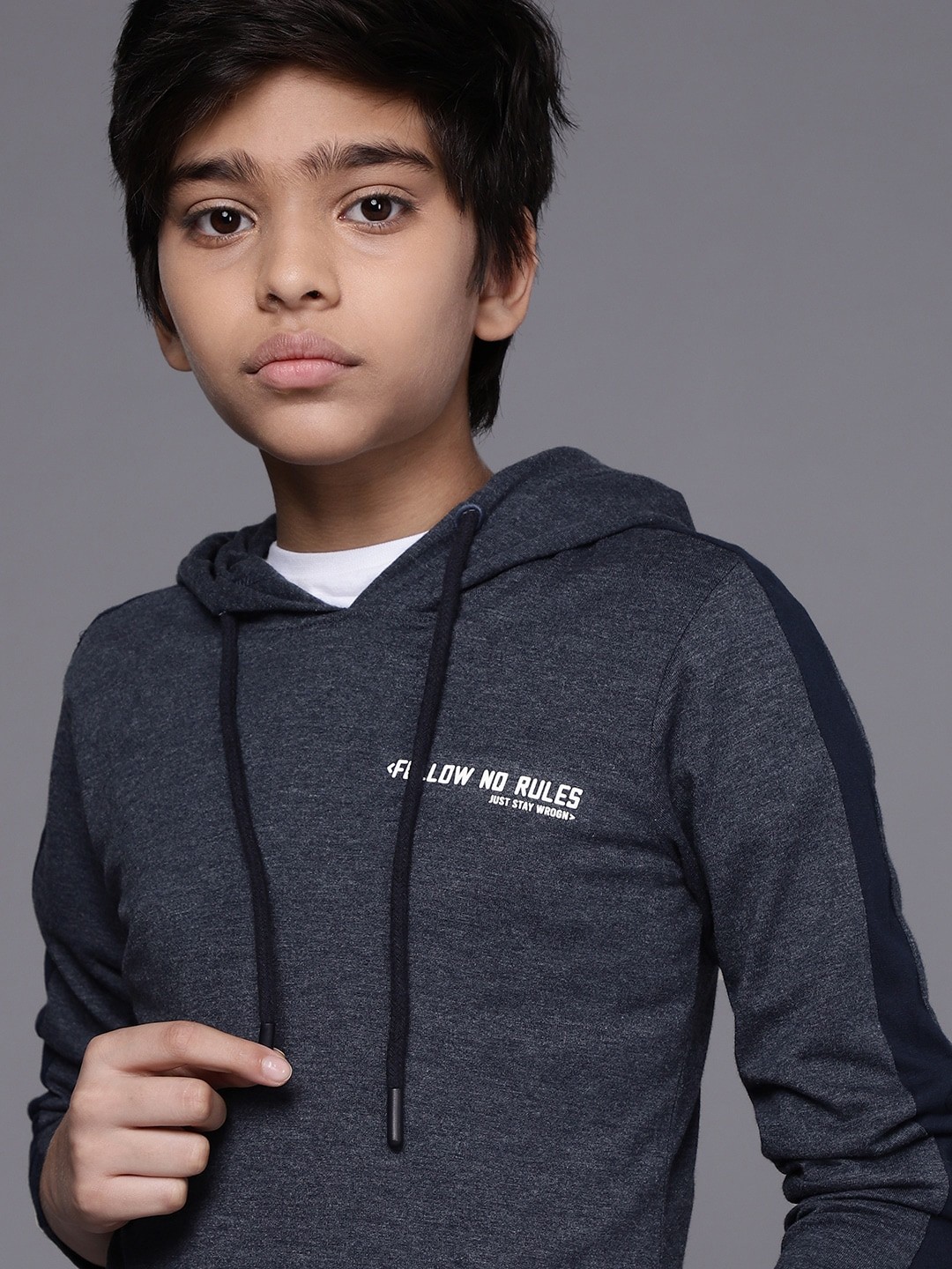 

WROGN YOUTH Boys Blue Solid Hooded T-shirt