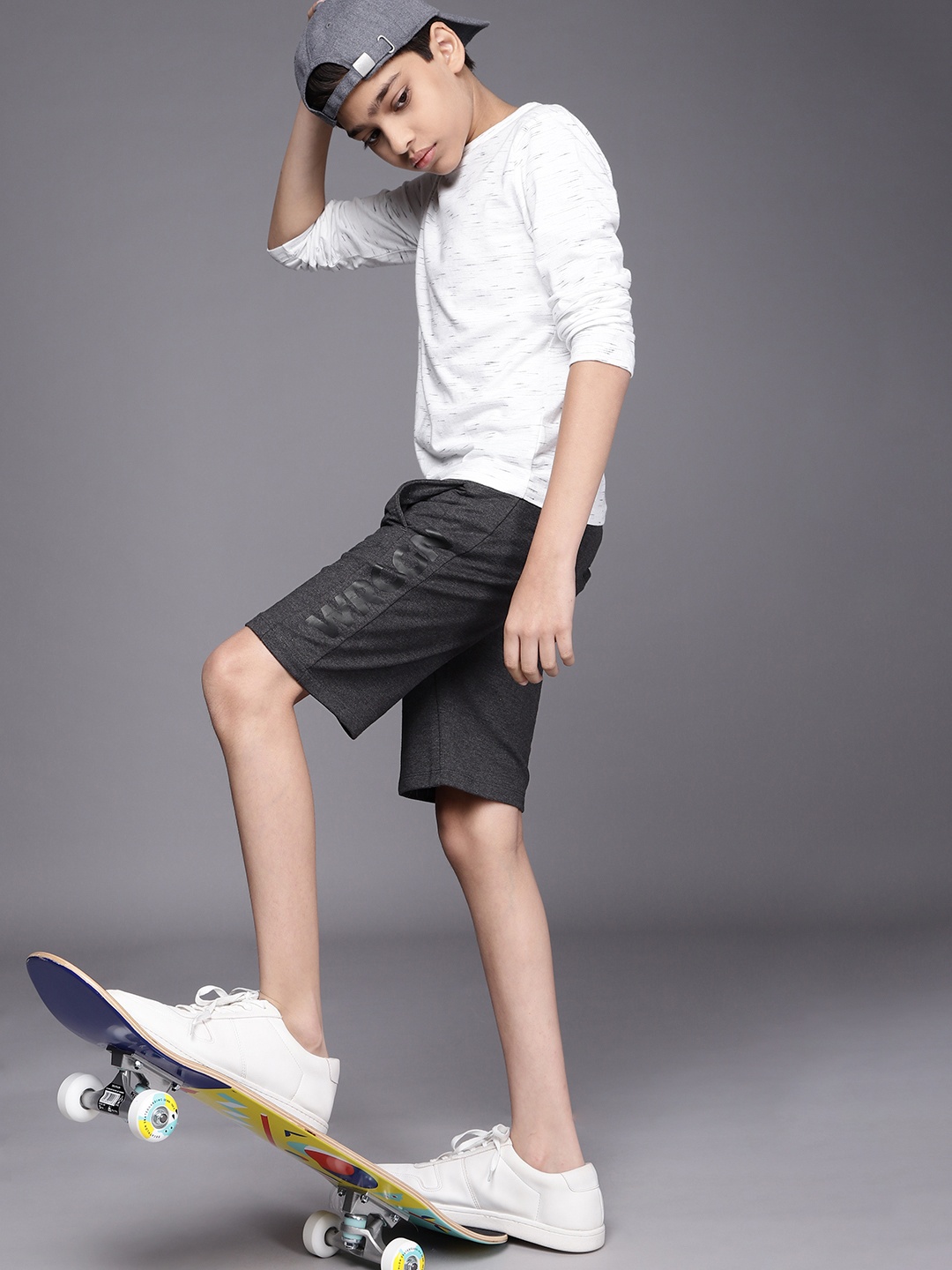 

WROGN YOUTH Boys Charcoal Grey Printed Shorts