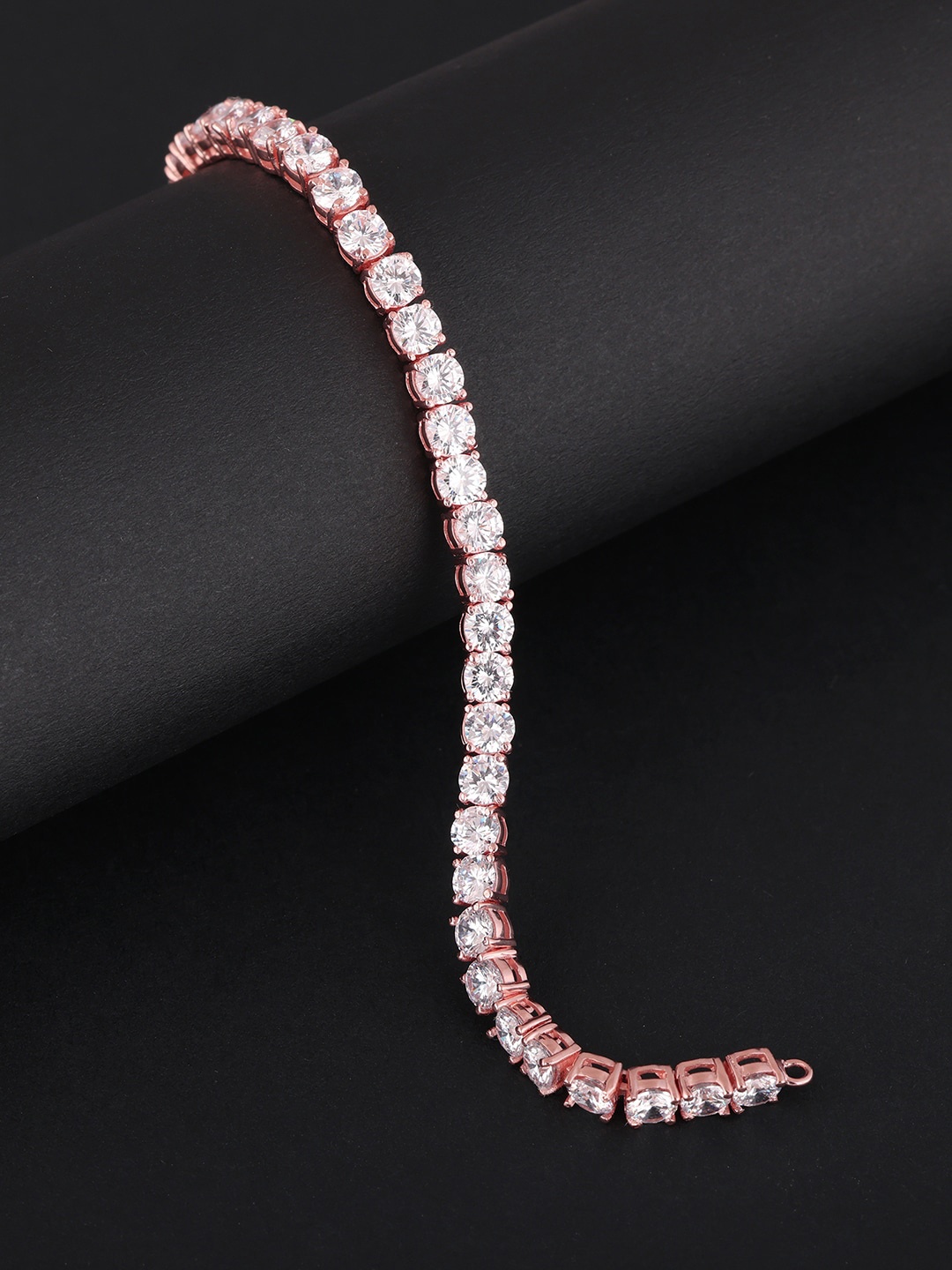 

GIVA Women Rose Gold Bracelet