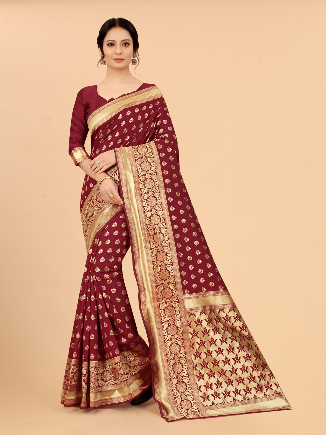 

WELL WORN Maroon & Gold-Toned Woven Design Zari Silk Cotton Banarasi Saree