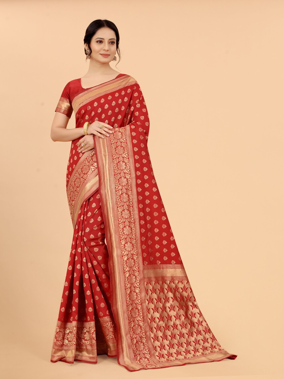 

WELL WORN Red & Gold-Toned Woven Design Zari Silk Cotton Banarasi Saree