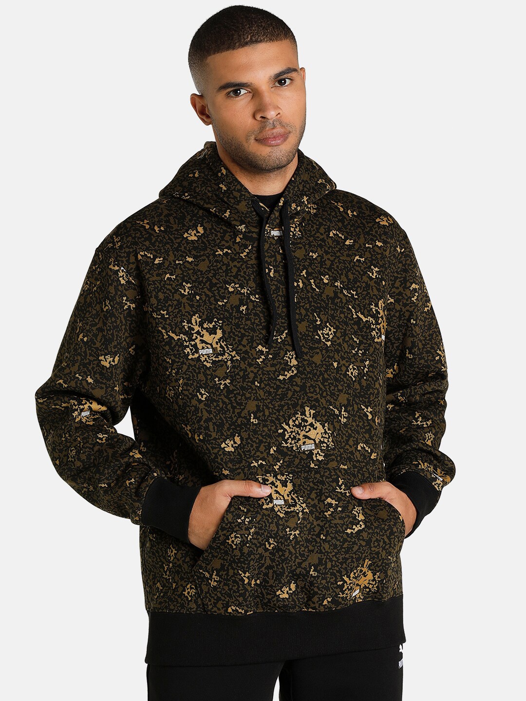 

Puma Men Black Brand Love Metallic Printed Regular Fit Sweatshirt