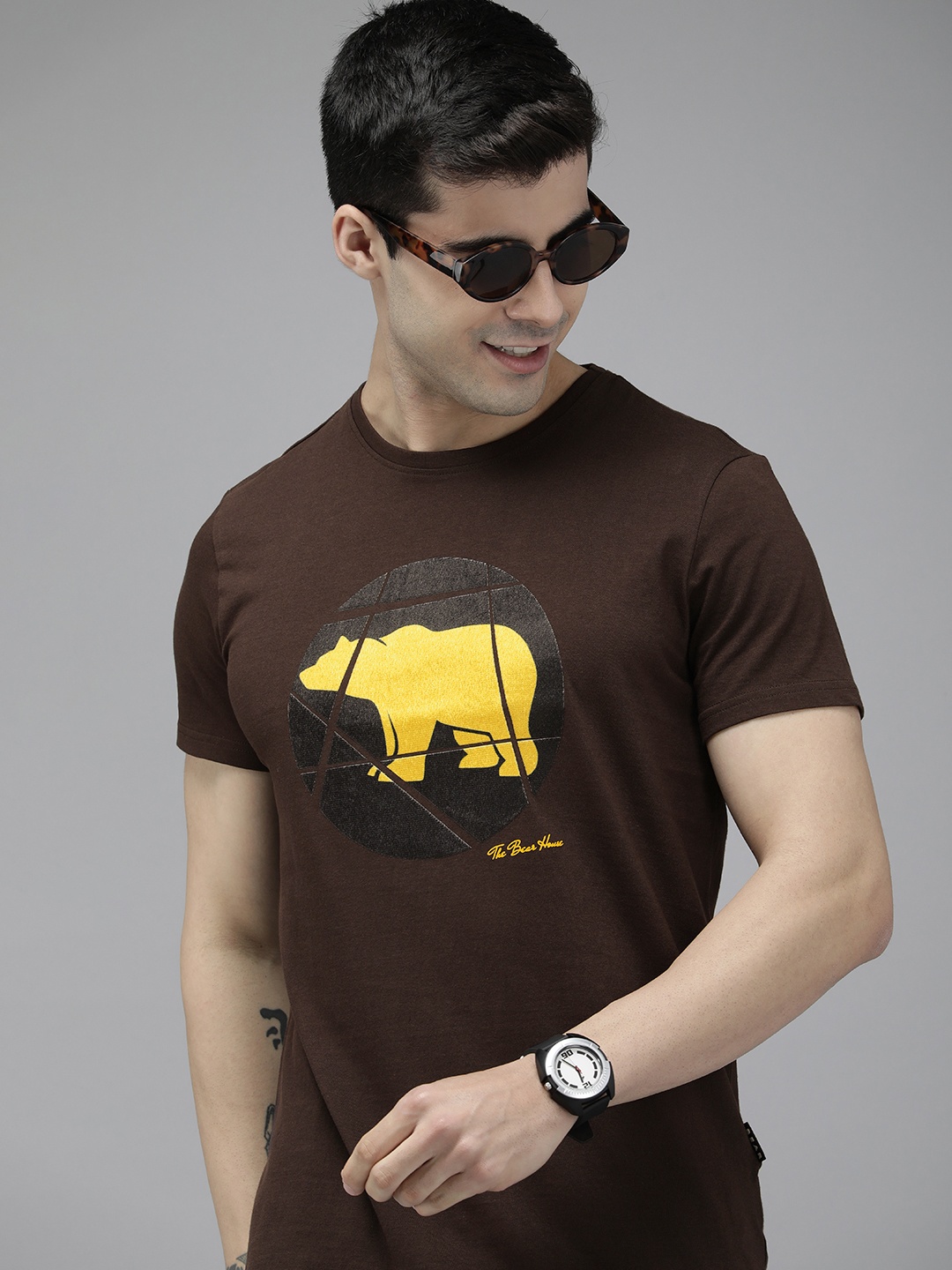 

THE BEAR HOUSE Ardor Edition Men Brown Printed Pure Cotton Slim Fit T-shirt