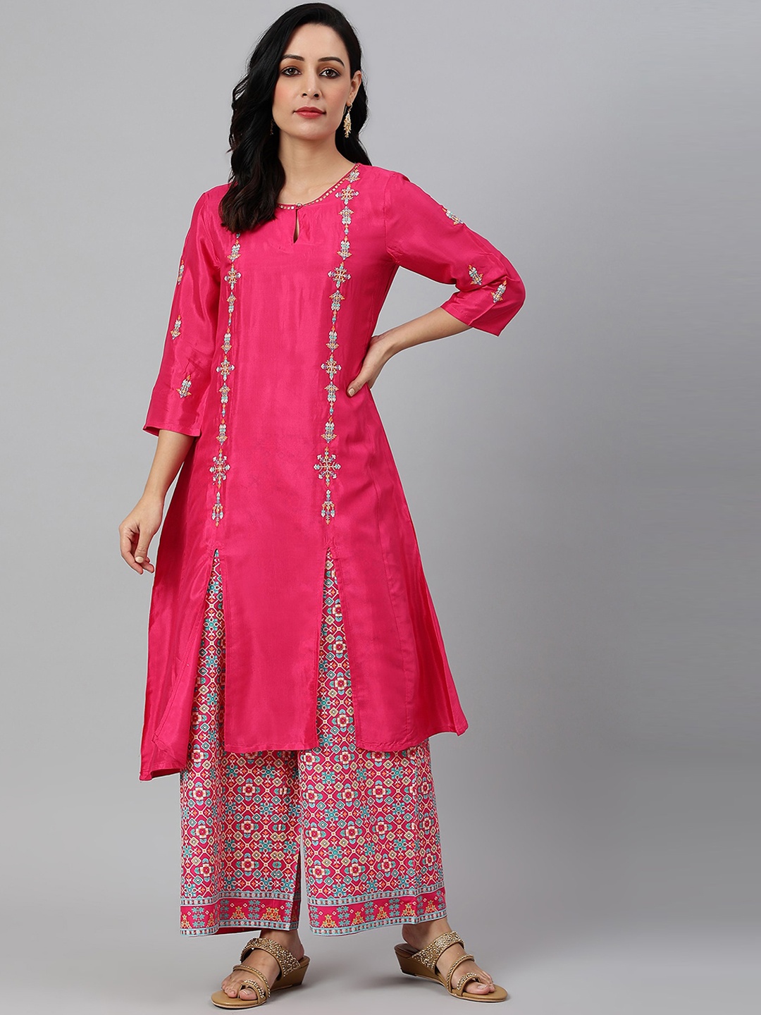 

W Women Solid Straight Kurta, Pink