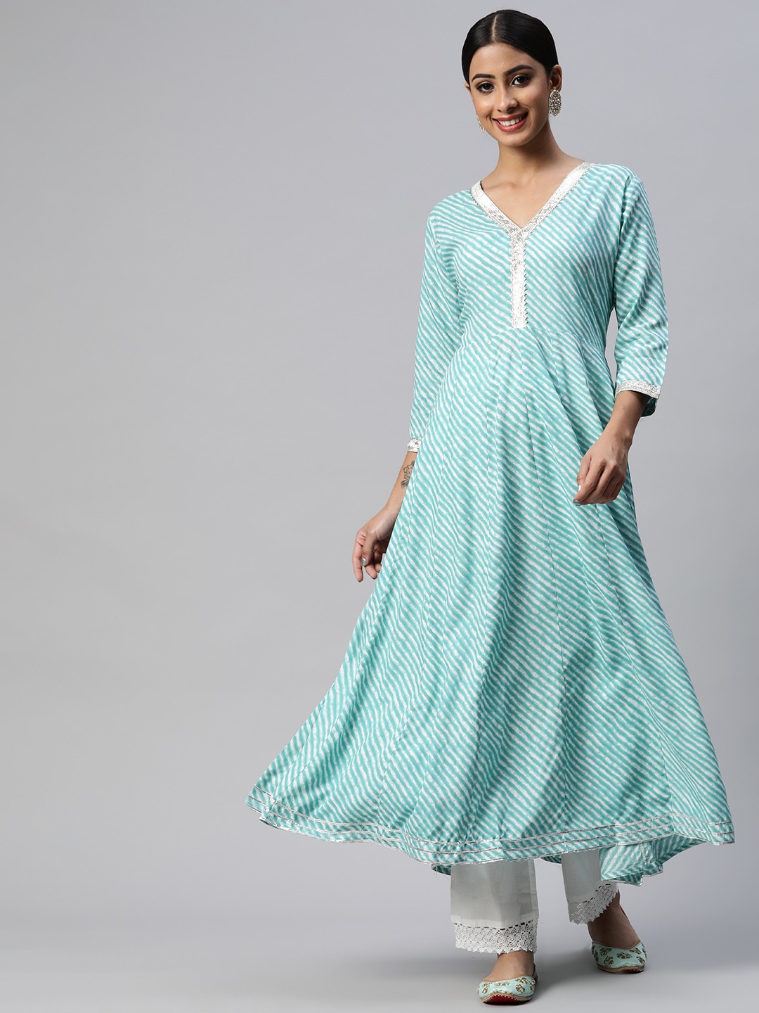 

mokshi Women Green Leheriya Printed Gotta Patti Anarkali Kurta