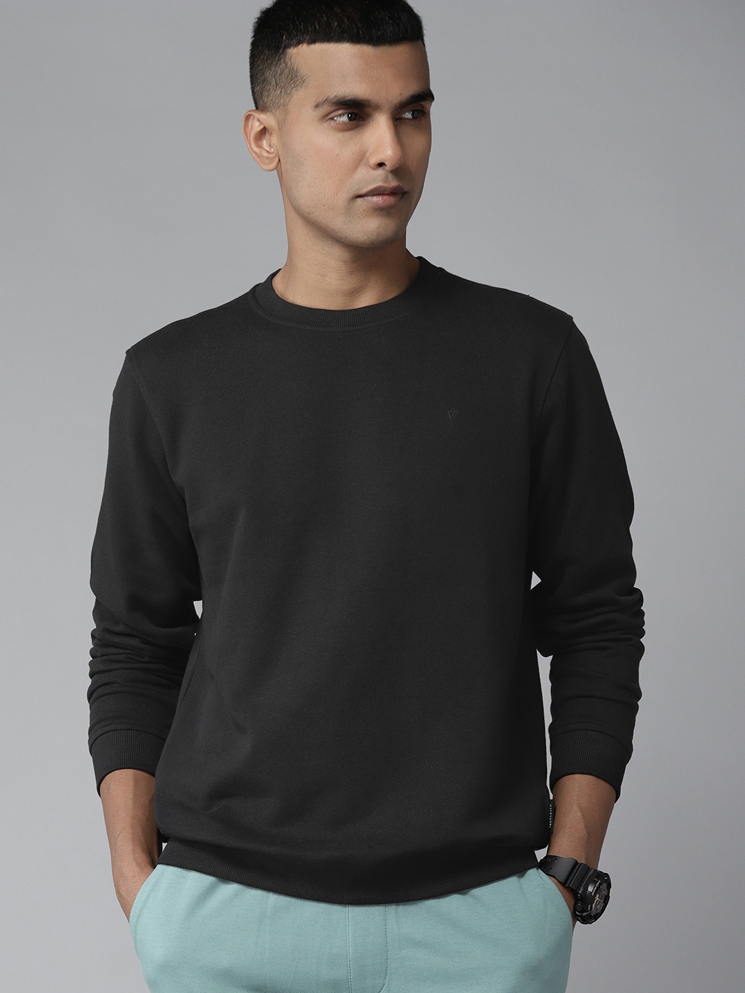

Van Heusen Men Black Sweatshirt