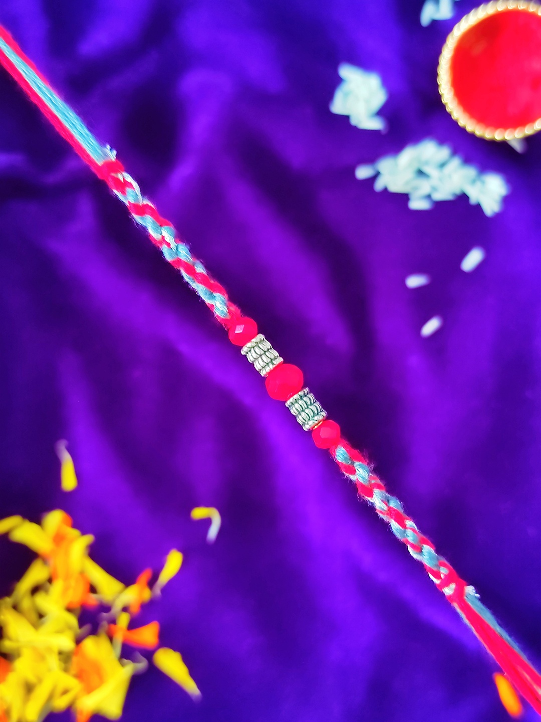 

CRAYTON Men Red & Grey Stone Beaded Rakhi