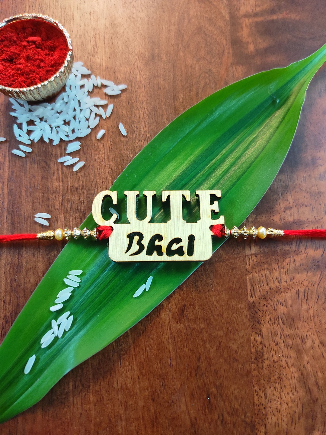 

CRAYTON Men Gold-Toned Cute Bhai Tie-Up Rakhi