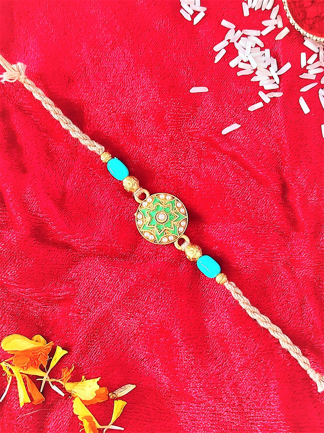 

CRAYTON Men Turquoise Blue & Green Star Design Tie-Up Rakhi