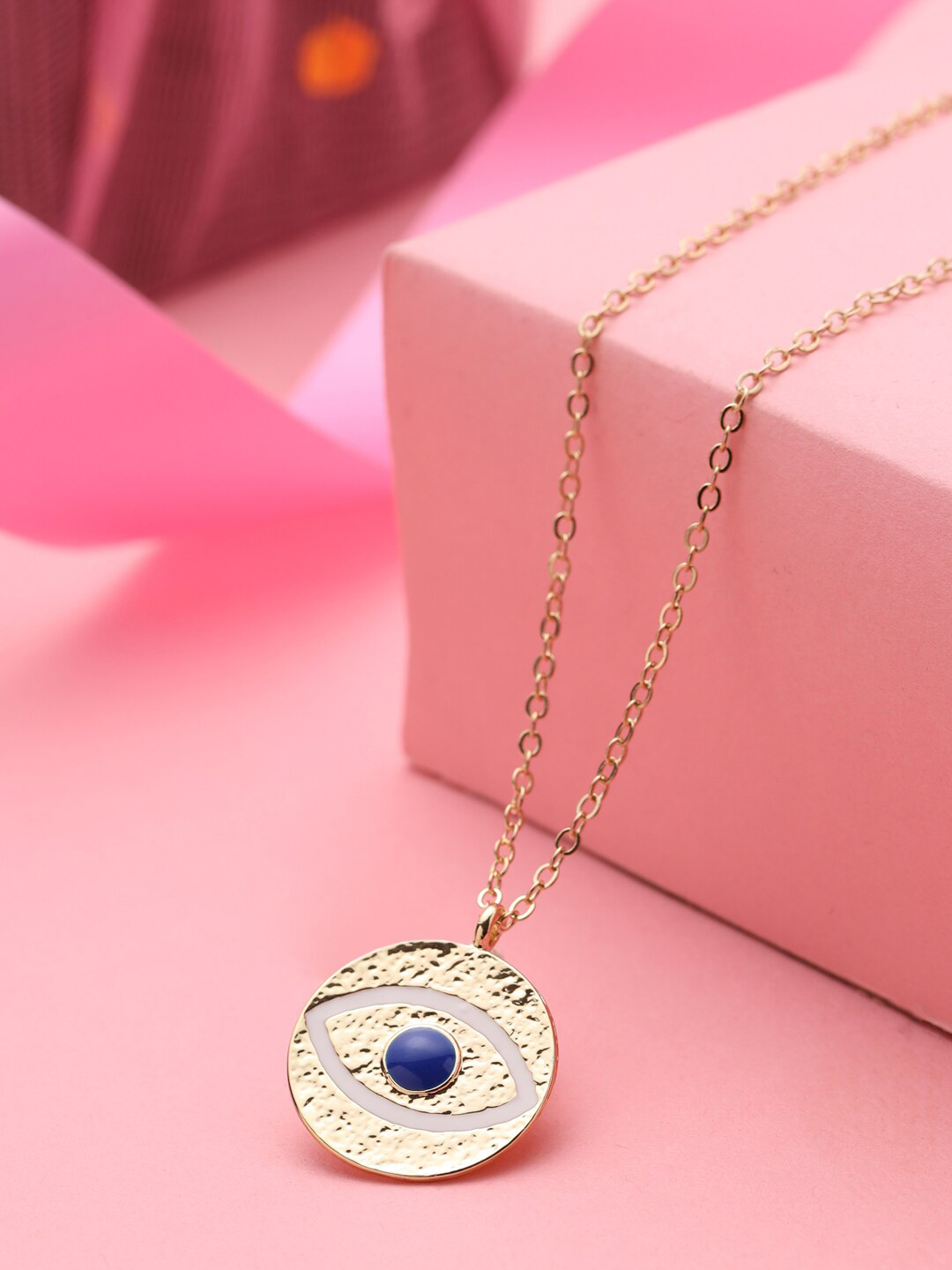 

kashwini Gold-Toned & Blue Brass Gold-Plated Necklace