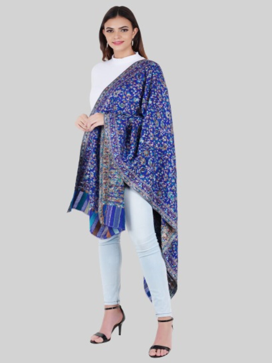 

MUFFLY Women Blue & White Embroidered Stole