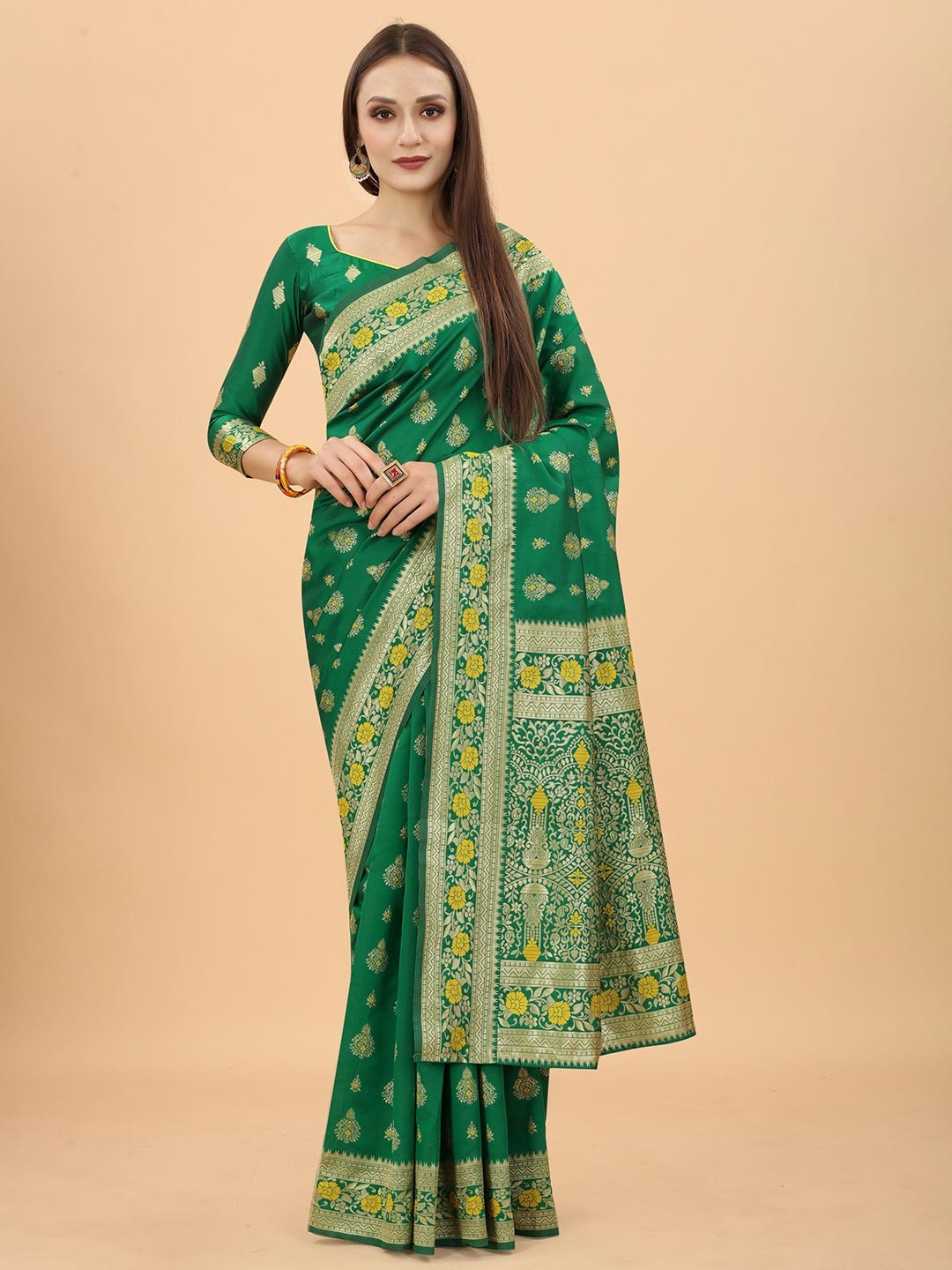 

WELL WORN Green & Gold-Toned Woven Design Zari Silk Cotton Banarasi Saree