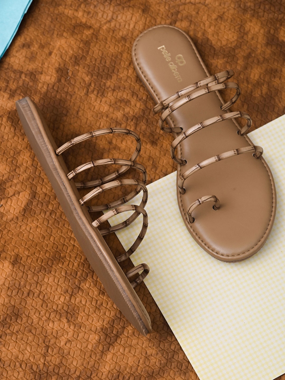 

pelle albero Women Brown Flats