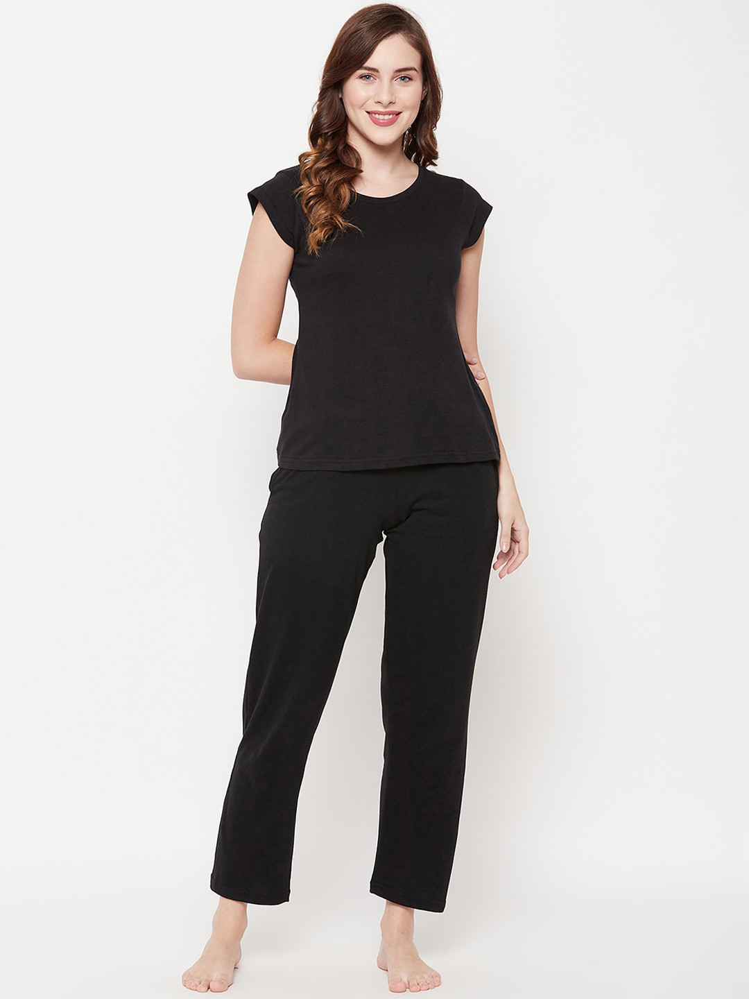 

Clovia Women Black Night suit