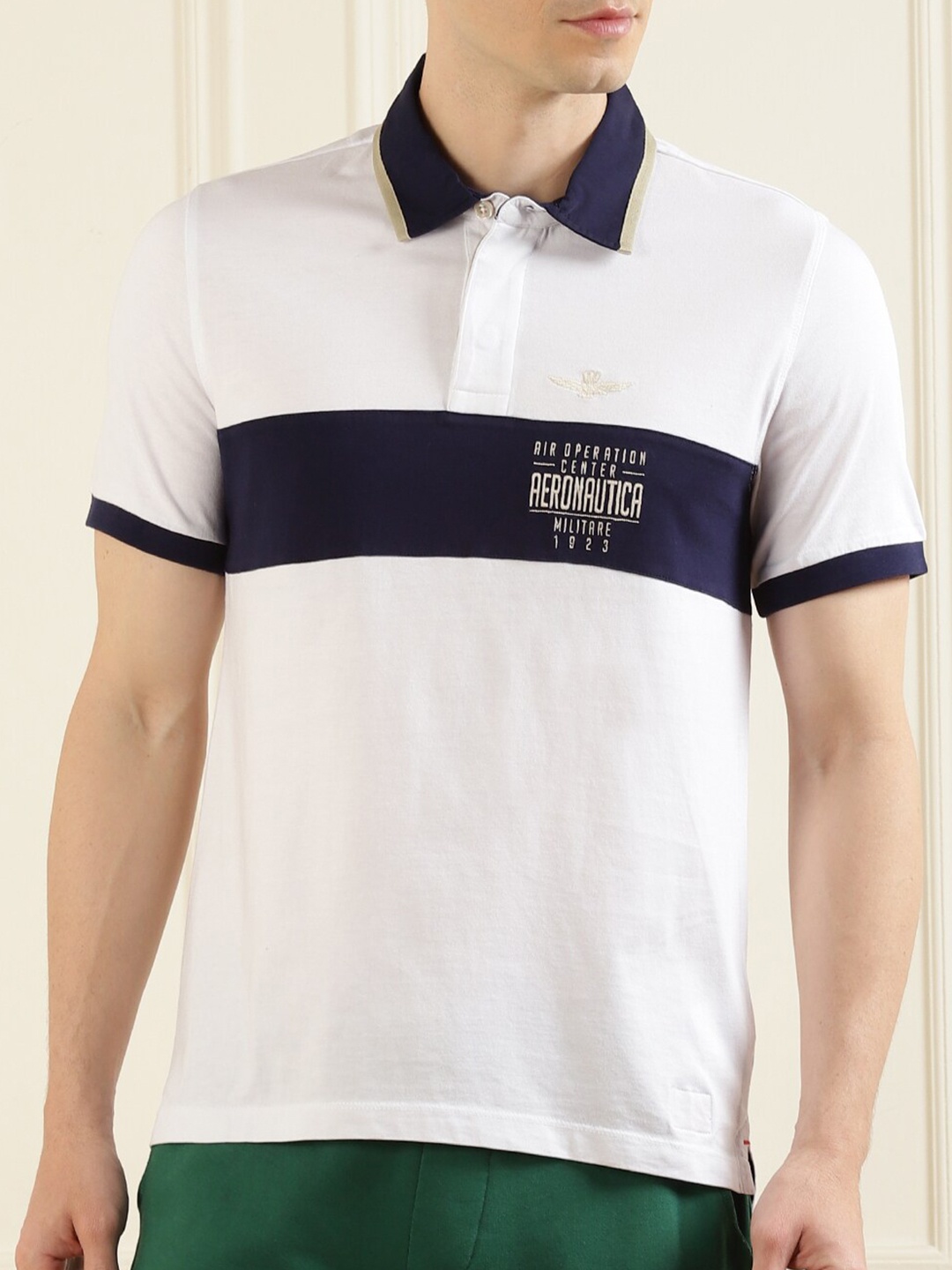 

Aeronautica Militare Men White & Black Colourblocked Polo Collar T-shirt