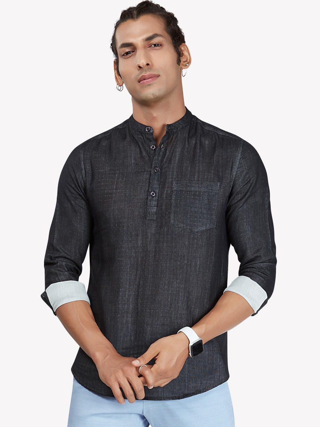 

VASTRADO Men Black Thread Work Kurta