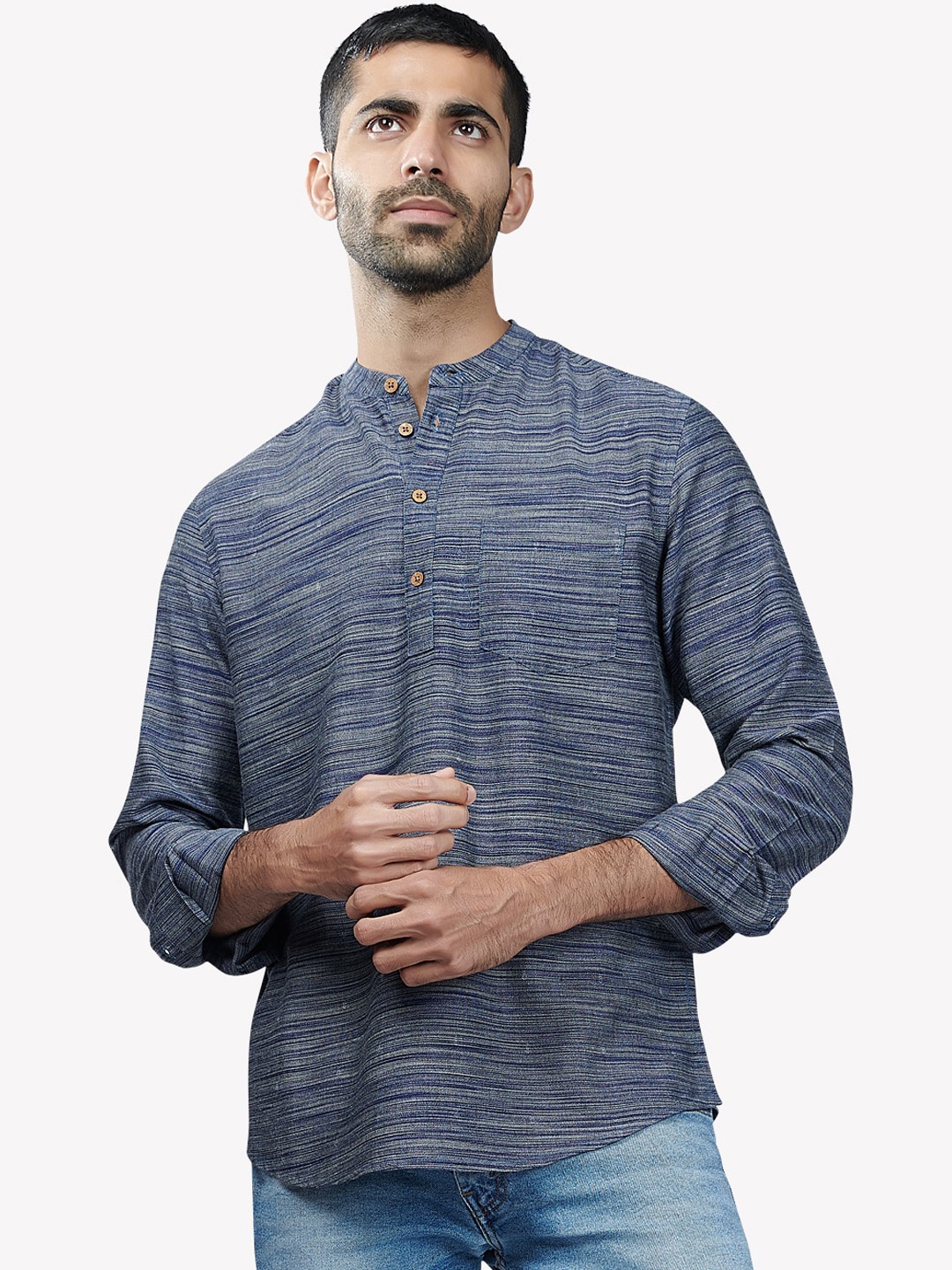 

VASTRADO Men Blue Solid Short Kurta