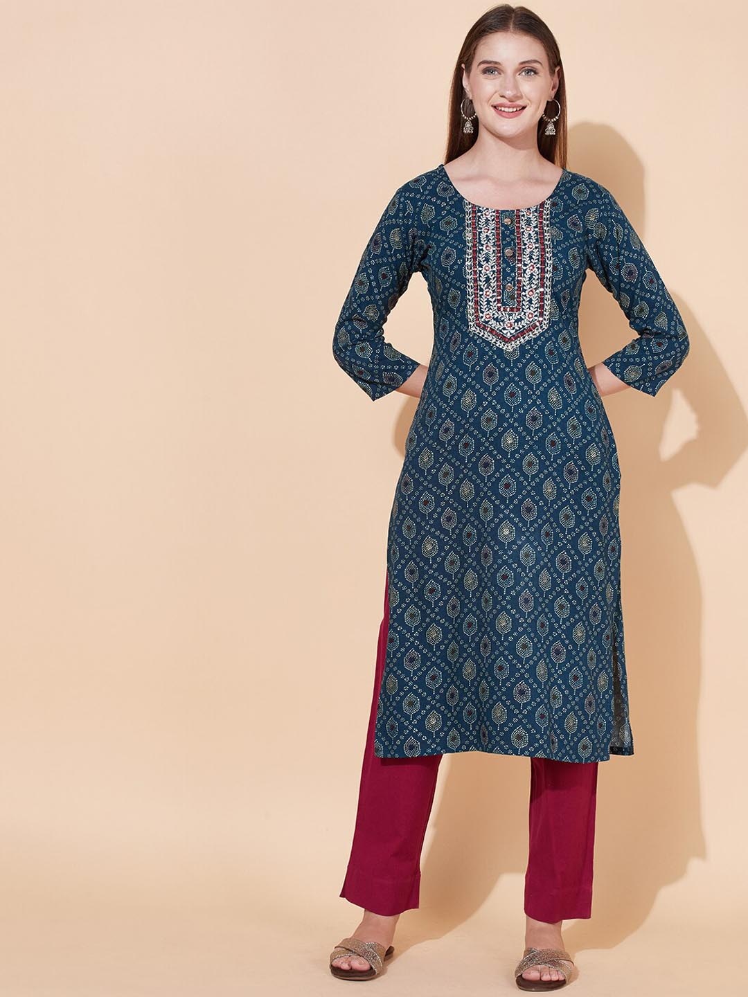 

FASHOR Women Teal Geometric Printed Thread Work Kurta