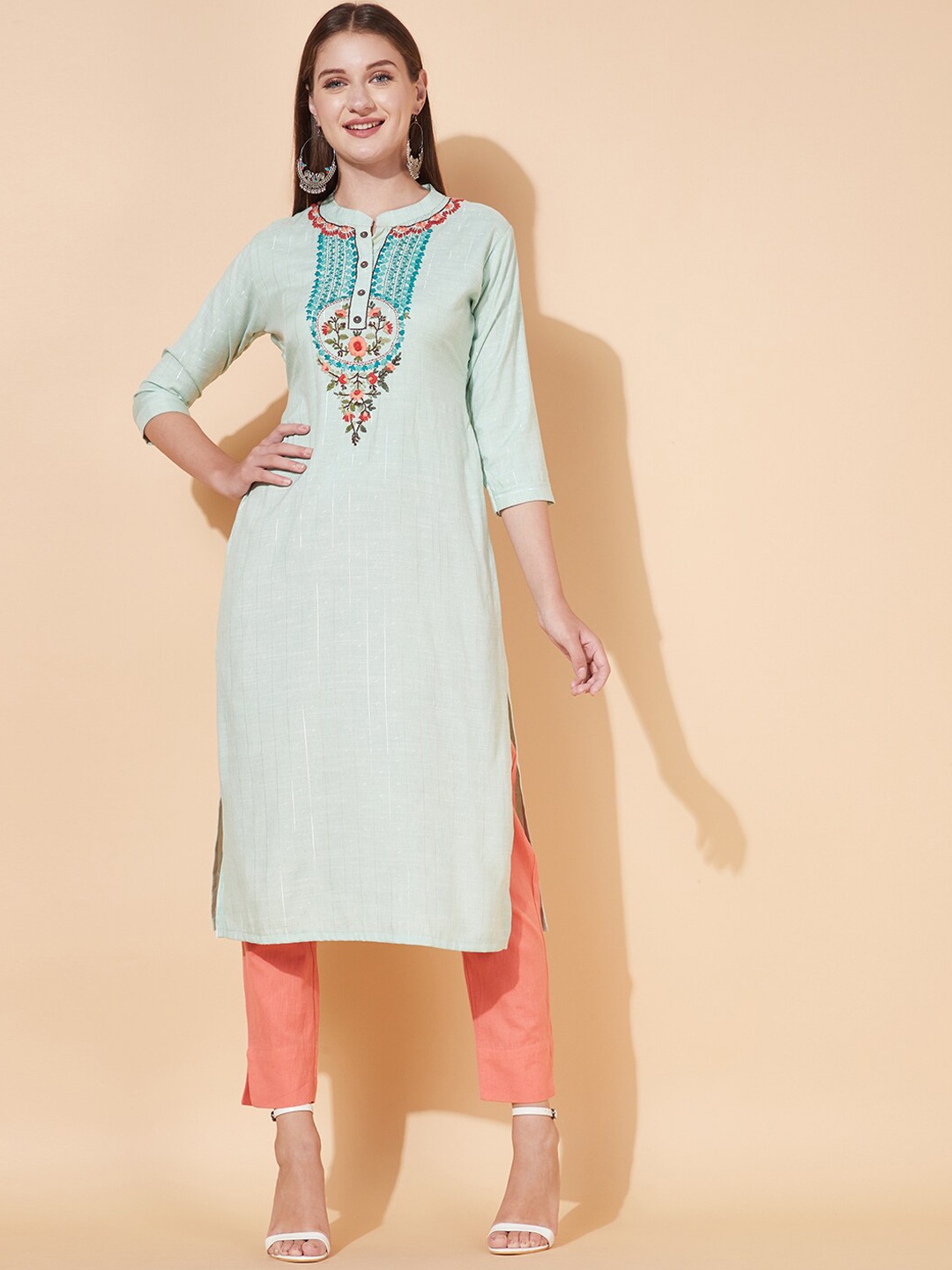 

FASHOR Women Green Yoke Design Thread Work Kurta