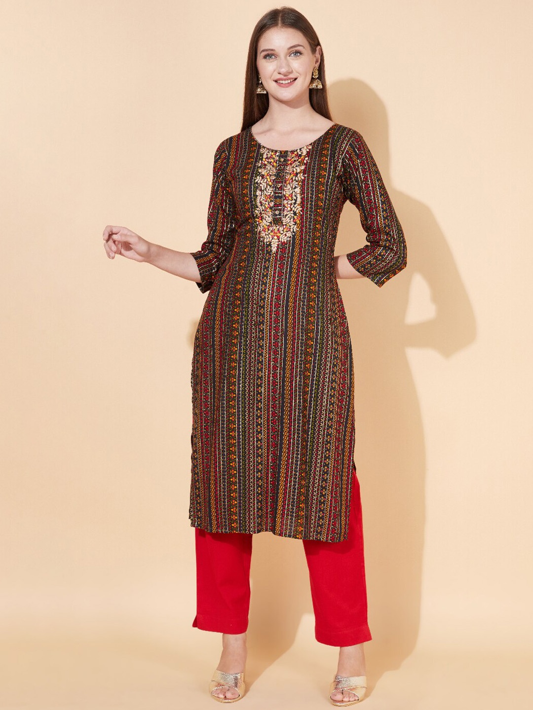 

FASHOR Women Multicoloured Geometric Thread Work Kurta, Multi
