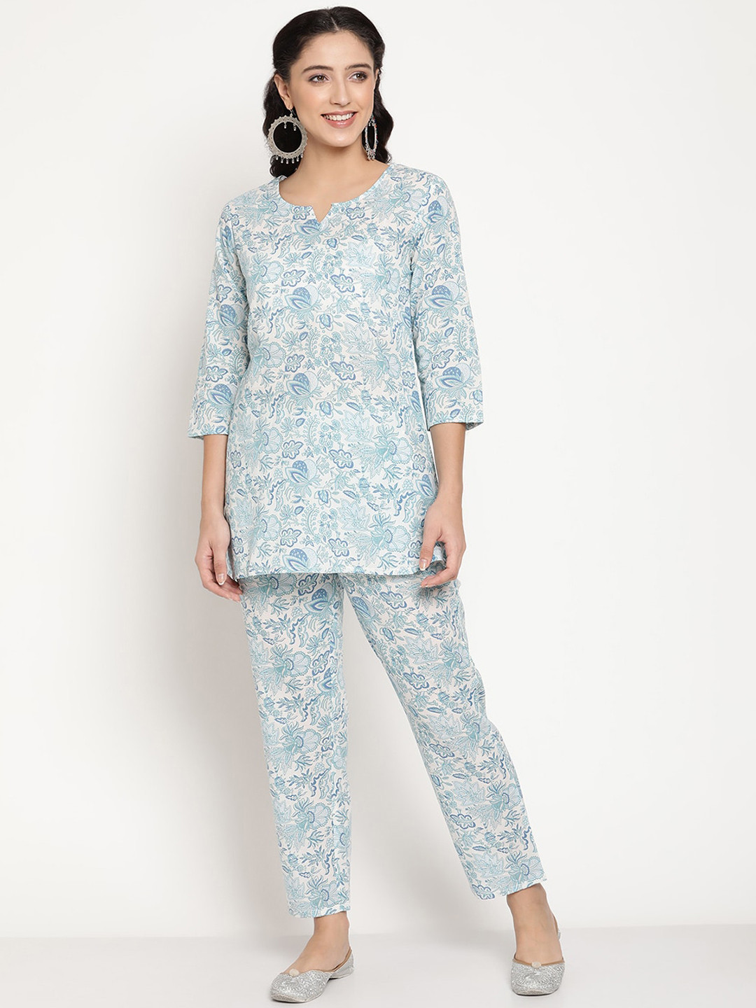 

Be Indi Women White & Blue Printed Night suit