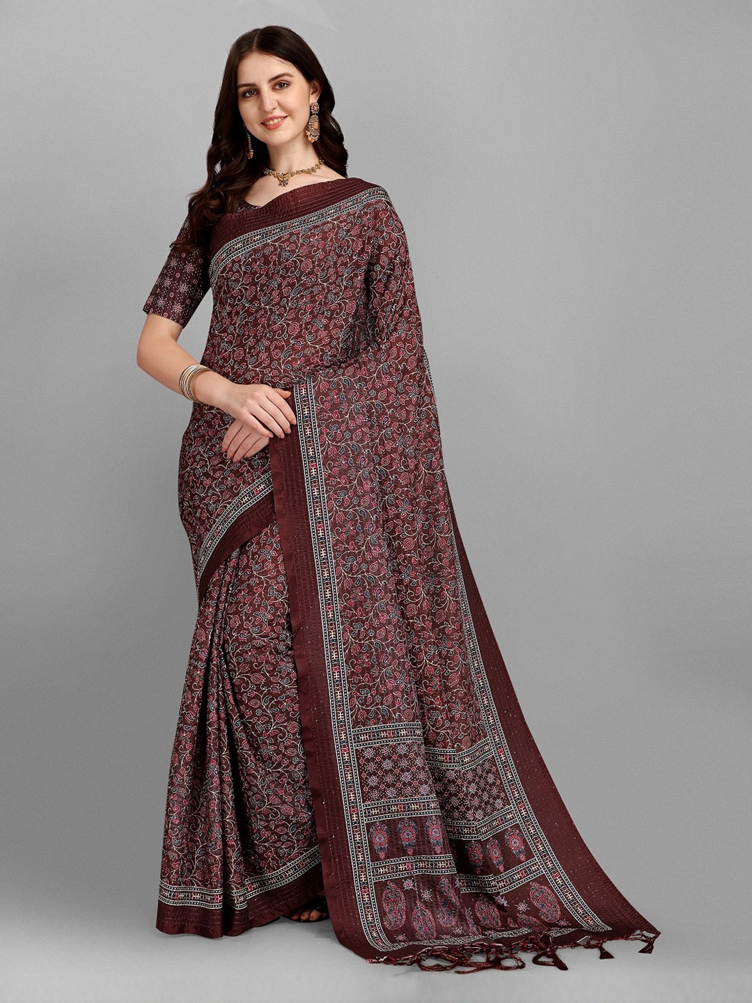 

Fashionuma Maroon & Blue Ethnic Motifs Silk Blend Saree