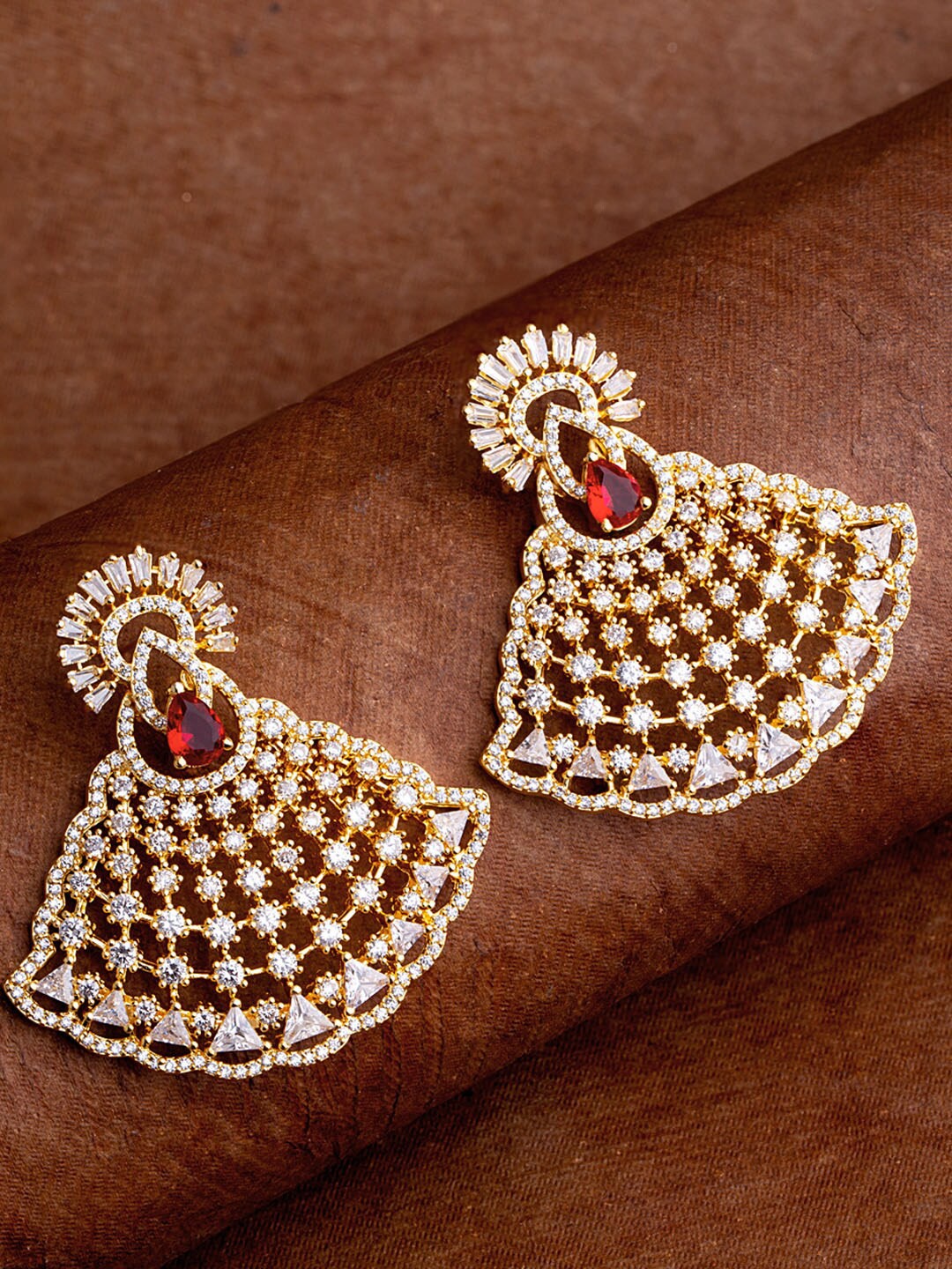 

Voylla Gold-Toned Contemporary Drop Earrings