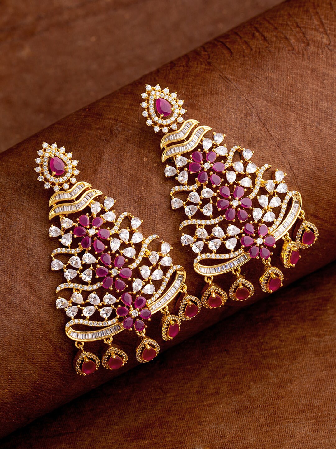 

Voylla Gold-Toned Contemporary Drop Earrings
