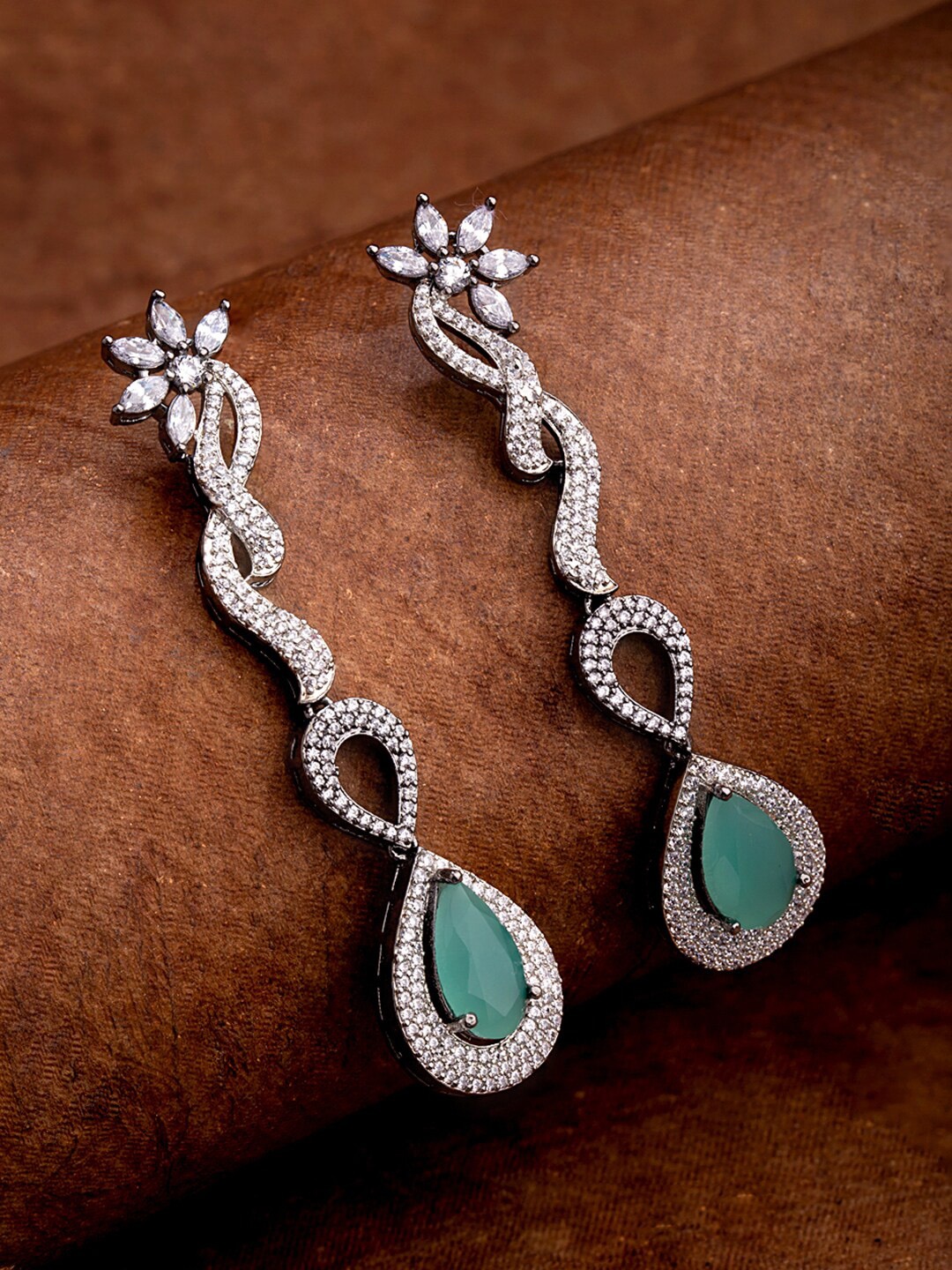 

Voylla Black Contemporary Drop Earrings